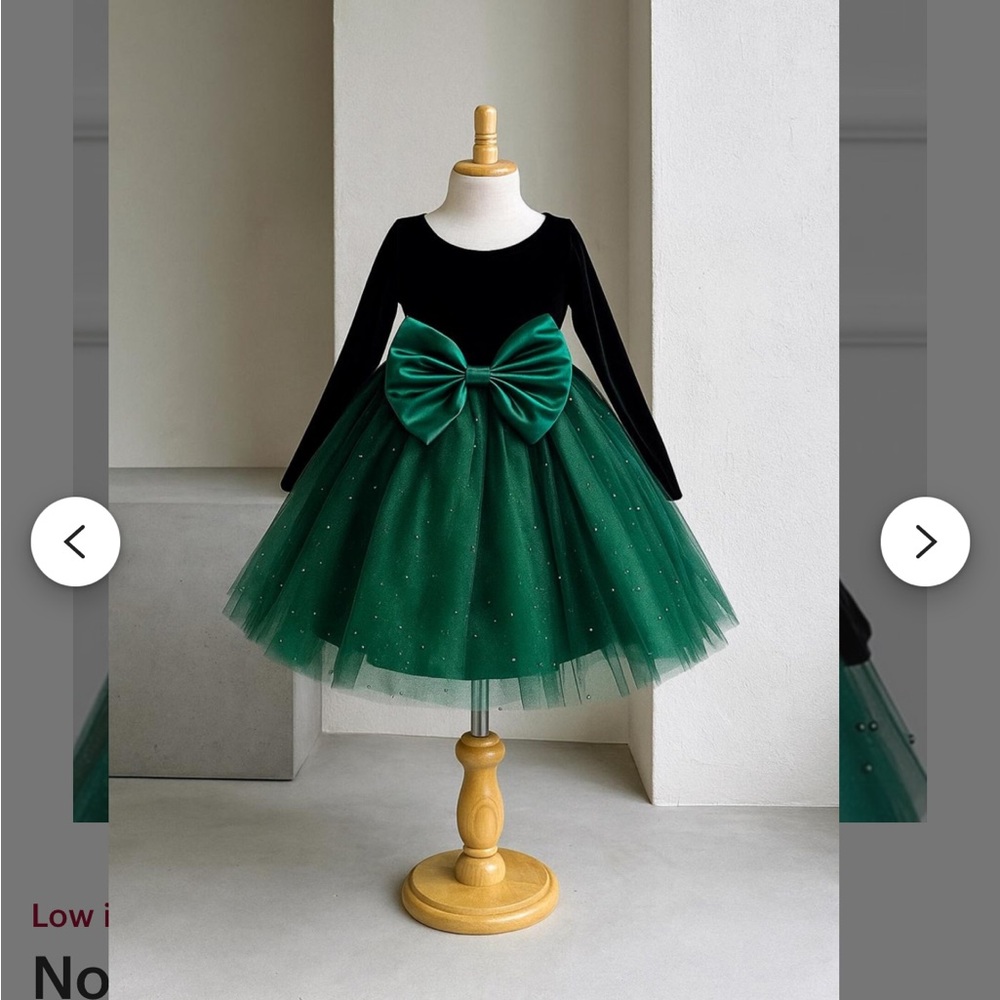 Elegant Green and Black Dress with Bow